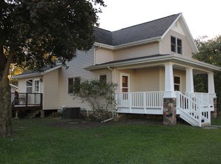 1394 Marion Airport Rd, Marion, IA 52302