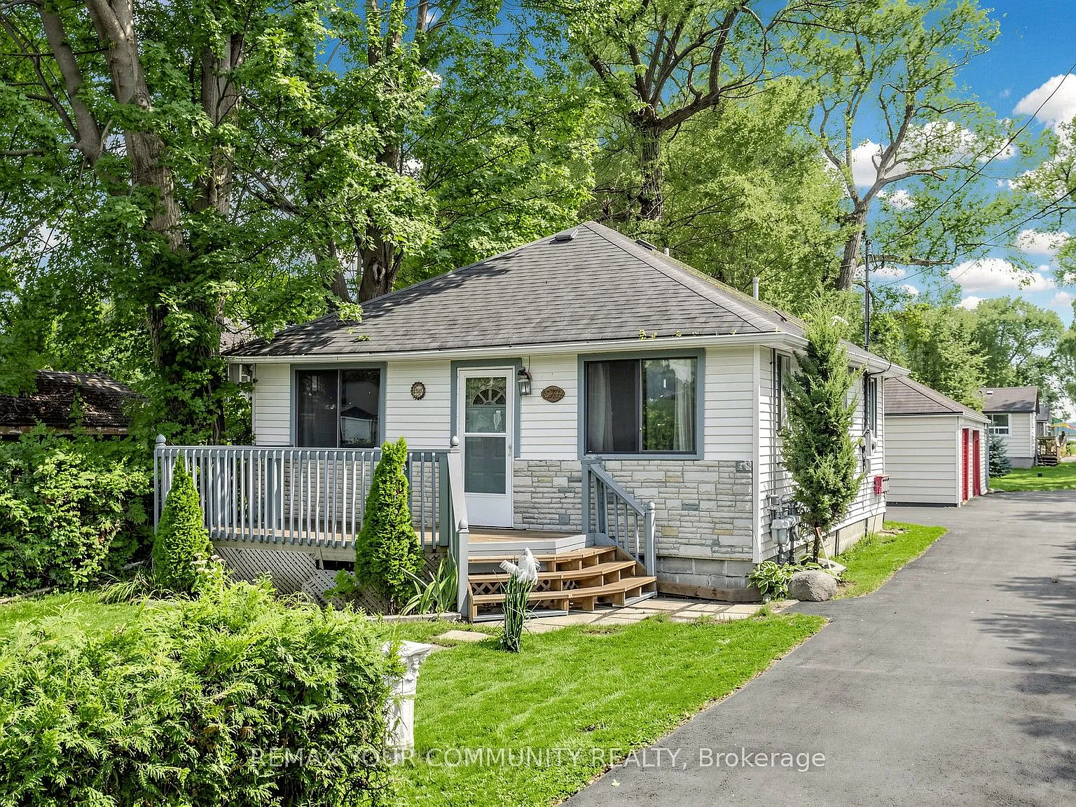 2 bed, $1,980 — Photo 4