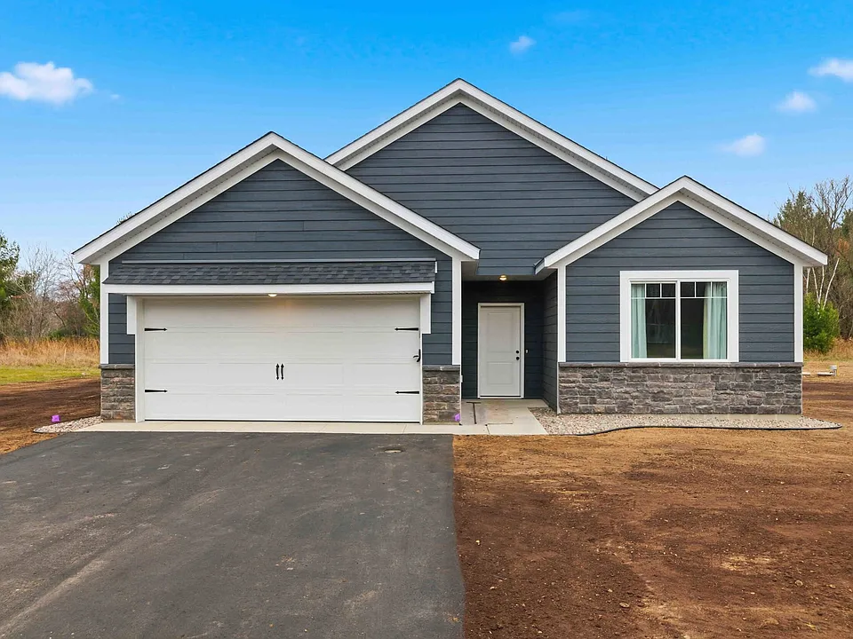20972 Woods Edge Ct