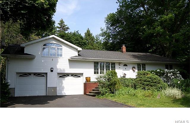 1st image of 30 Iroquois Ave