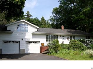 30 Iroquois Ave, Palisades, NY 10964