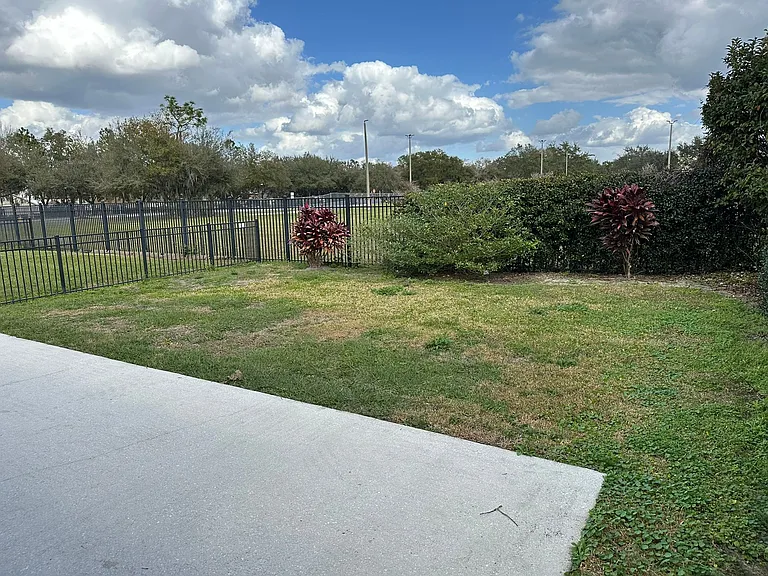 6010 Skylarkcrest Dr — Photo 14