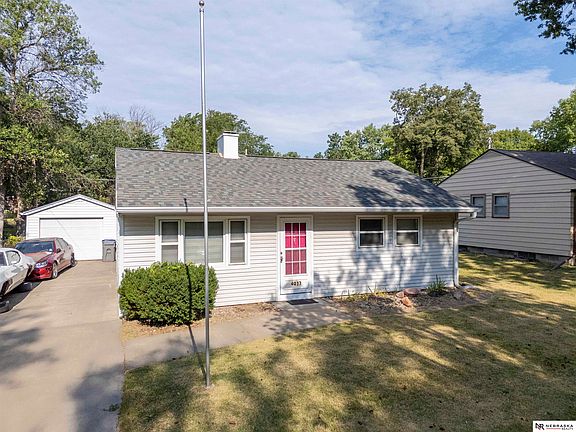 4th image of 4017 Dunn Ave