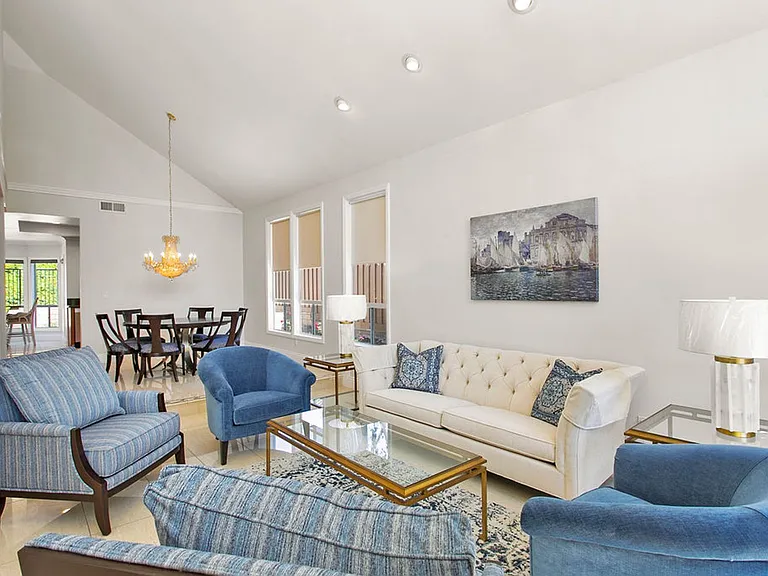 28602 Silverton Dr — Photo 10