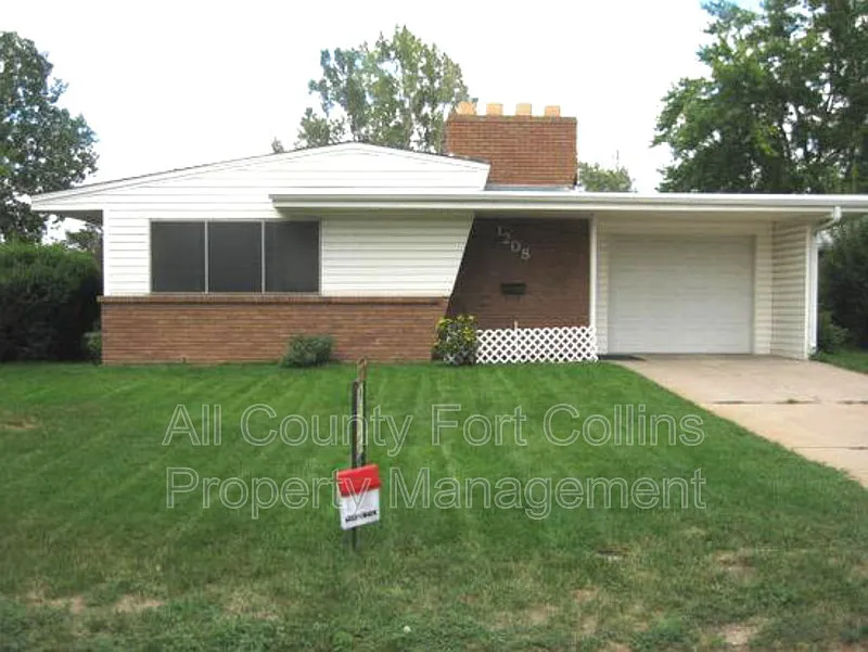 1208 Baker St