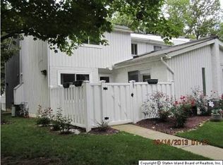 418 Sprague Ave, Staten Island, NY 10307