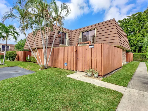 3889 Louis Drive, Lake Worth, FL 33461