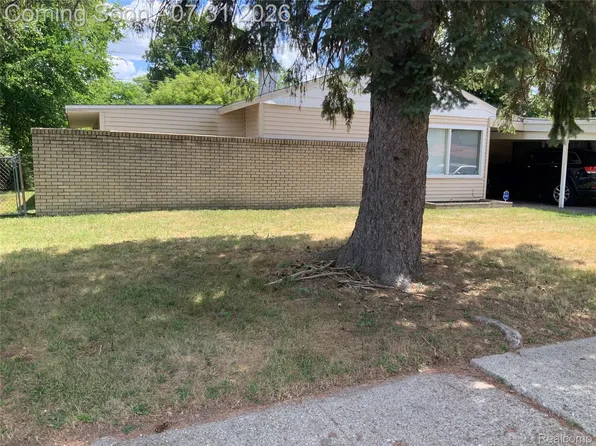 3513 Briarwood Dr, Flint, MI 48507