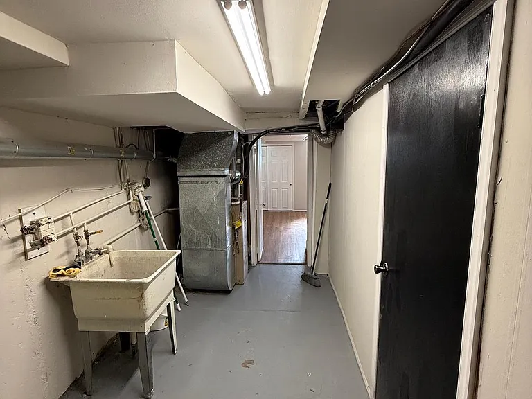 4427 Vista St — Photo 22