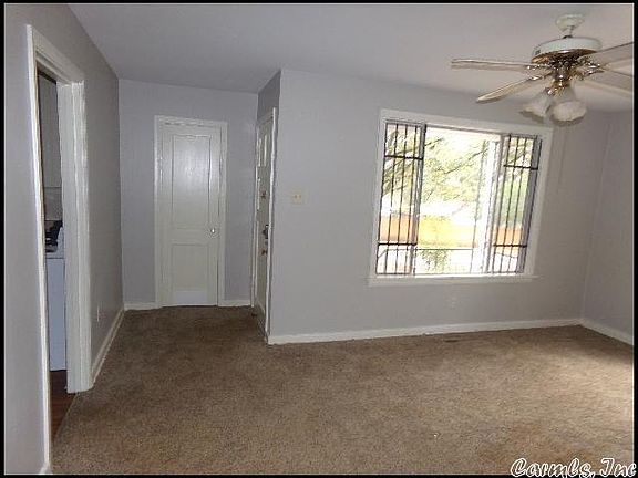 3rd image of 4707 Francis St