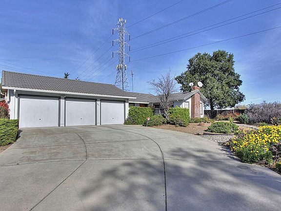 2nd image of 12441 Blue Meadow Ct