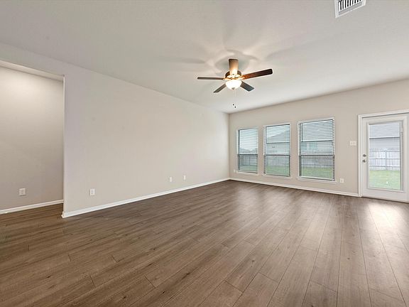 4th image of 7445 Garden Glen Dr