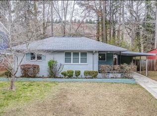 977 Pegg Rd, East Pt, GA 30344