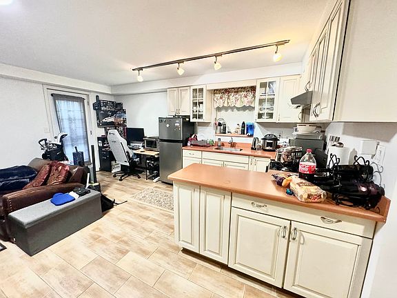 5th image of 30-90 45th St #1