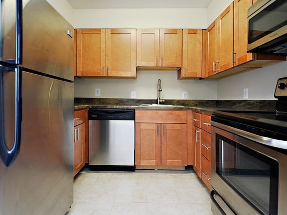 4th image of 219 S Payne St APT 301