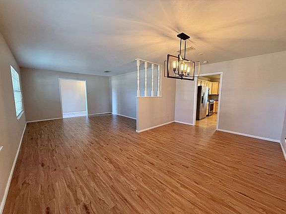 3rd image of 2507 Camarie Ave