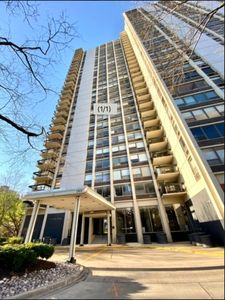 1360 N Sandburg Ter APT 2108C, Chicago, IL, 60610