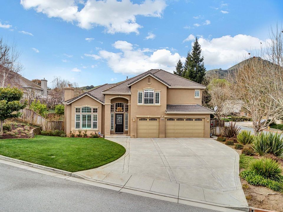 1st image of 16675 Eagle Island Ct