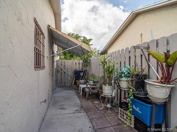 5th image of 8131 SW 9th Pl