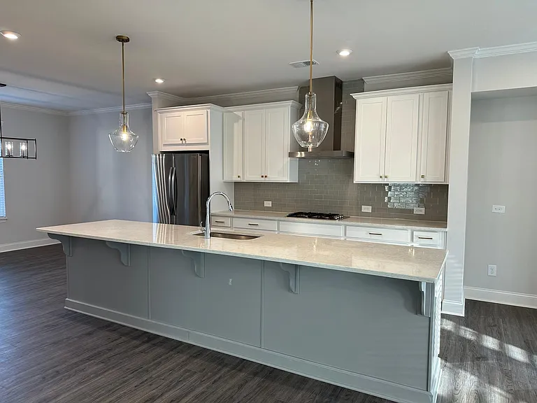 410 Herring Dr — Photo 6