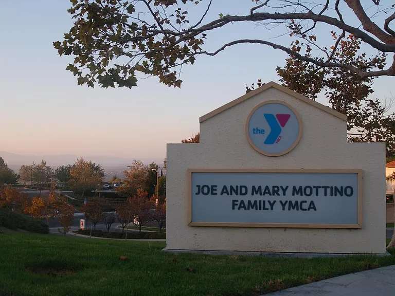 New YMCA 1/4 mile walk from house.