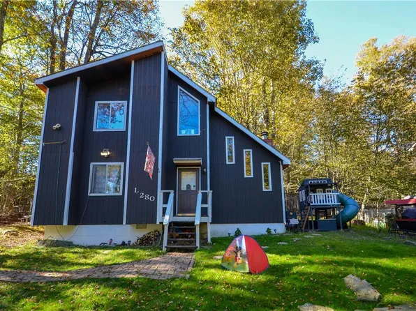 2432 Winding Way, Tobyhanna, PA 18466