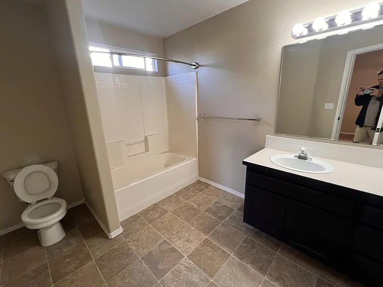 14401 W Roaring Creek St — Photo 13