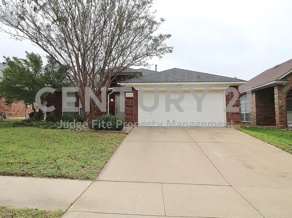 4228 Boulder Park Dr, Euless, TX 76040