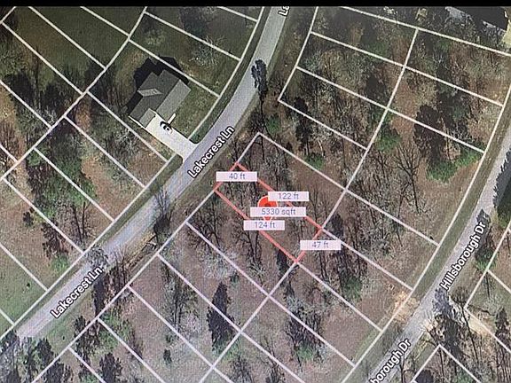 3rd image of 43 Lakecrest Ln