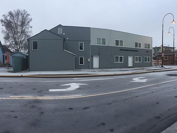 2nd image of 600 Noble St