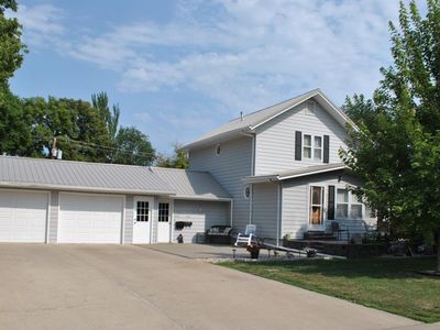 613 S 9th St, Aberdeen, SD, 57401
