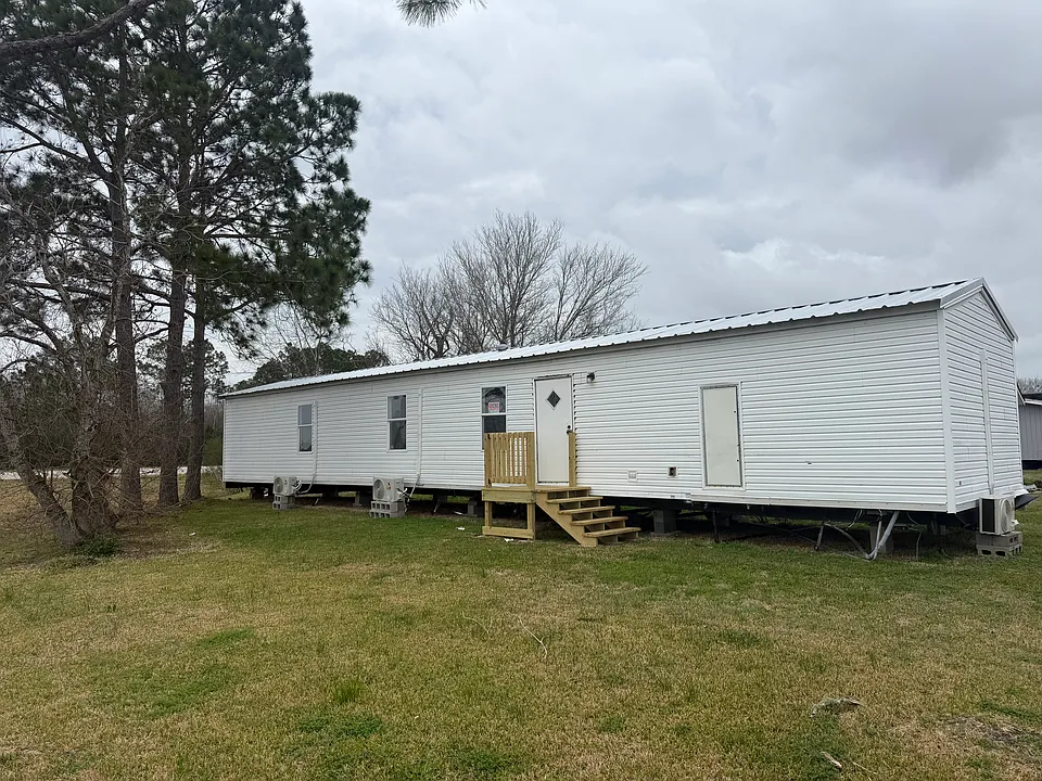 203 County Road 547
