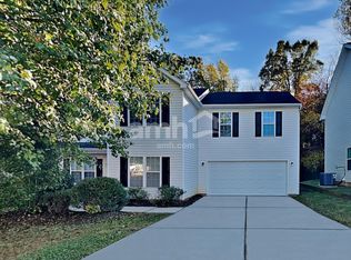 132 Drewsbury Dr, Greensboro, NC 27455