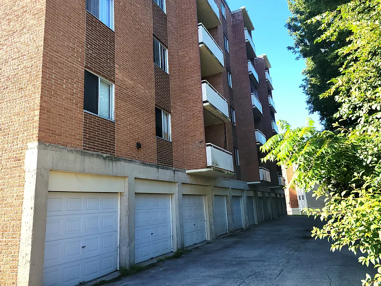 89 Raymond St — Photo 12