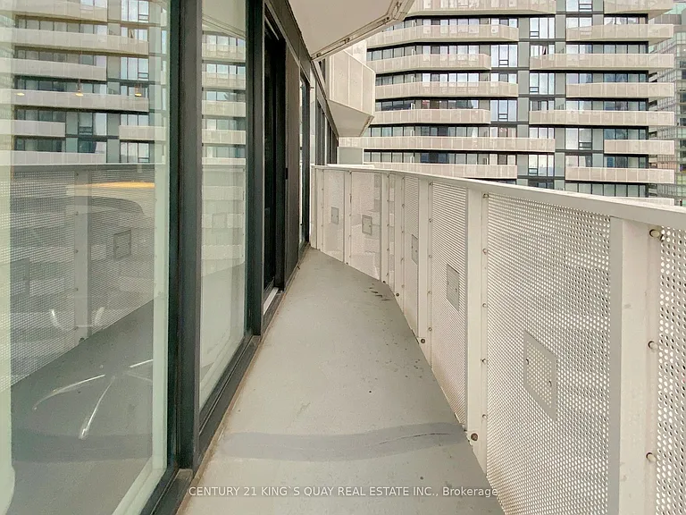 88 Harbour St #4204 — Photo 45