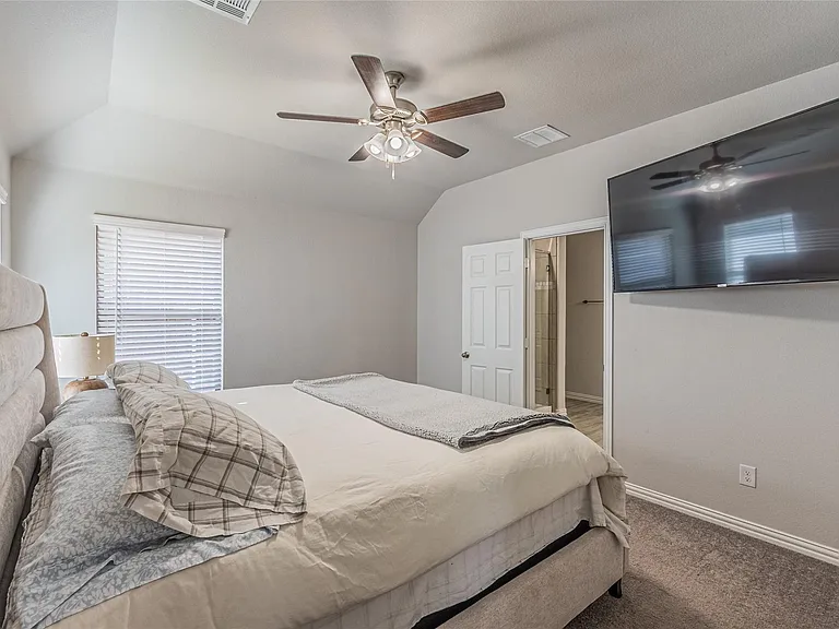 579 Ruthye Ln — Photo 22