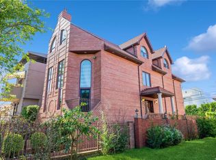 232 Beaumont St, Brooklyn, NY