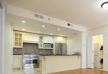 Rented by R New York