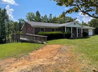 7262 Thomas Twin Oak Rd, Baxter, TN 38544