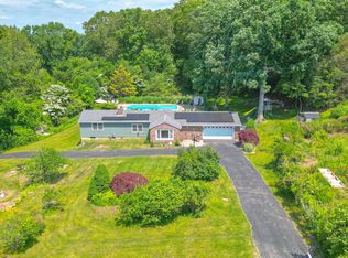 192 Kitemaug Rd, Uncasville, CT 06382