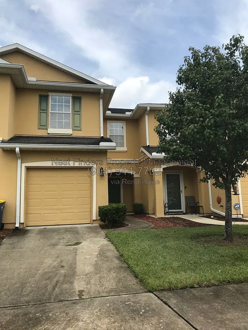 2 bed, 2.5 bath, 1424 sqft, $1,530 — Photo 1