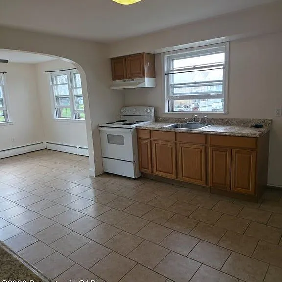 134 Nicholson St #3 — Photo 4