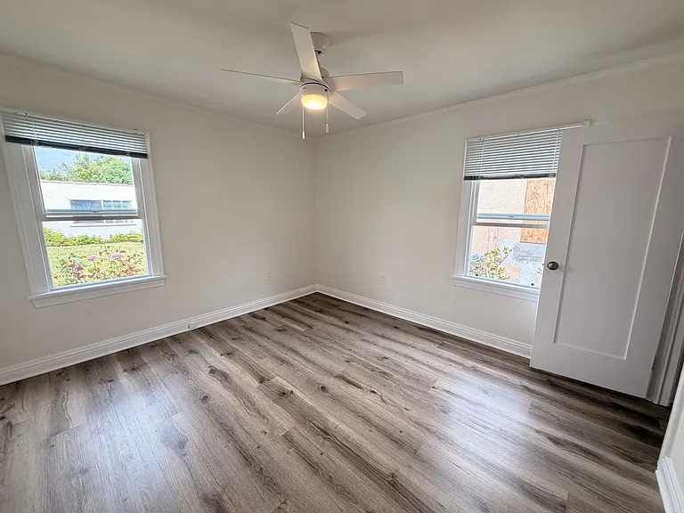7307 Halldale Ave — Photo 14