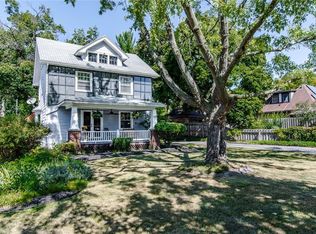 150 Collingwood Dr, Rochester, NY 14621