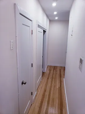 Rented by Metro Garden Realty NYC | media 15