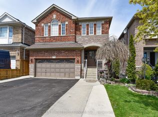 42 Sweet Clover Cres, Brampton, ON L6R2Z9