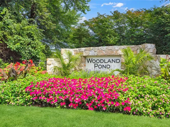 53 Holiday Drive #53, Woodbury, NY 11797