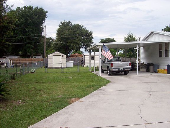 driveway from the street