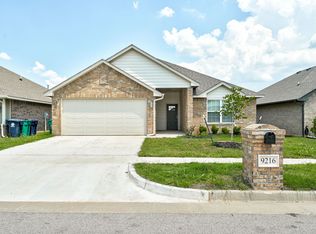 9216 Yassir Blvd, Yukon, OK 73099