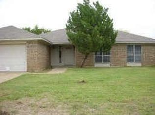 528 Chimney Rock Rd, Everman, TX 76140